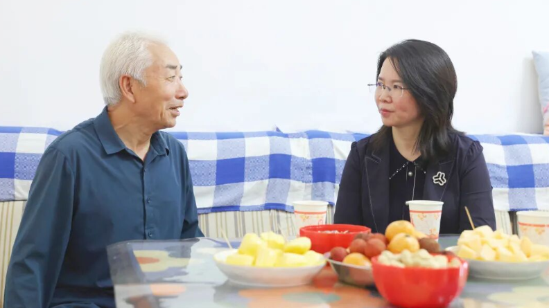 樊未走访看望老领导老同志