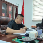树典型 立榜样 提士气 振精神丨李嘉亮：十年深耕乡土 科技兴农助振兴