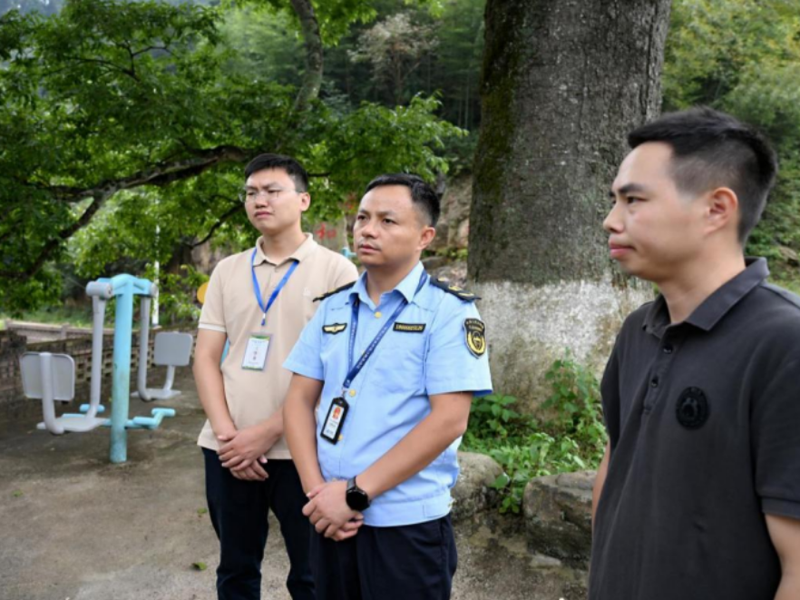 还一河清流！省第四生态环境保护督察组 为北湖区廖家洞水支流“把脉开方”
