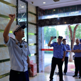 实景培训进“九小场所”  警消联动提升排查能力
