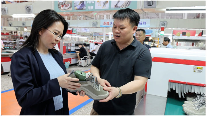 樊未开展“企业服务年”走访调研