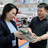 樊未开展“企业服务年”走访调研