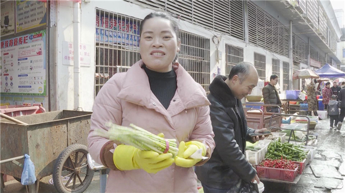 0306【周敏】道县：野菜扎堆上市成餐桌新宠 (2)_副本1.jpg