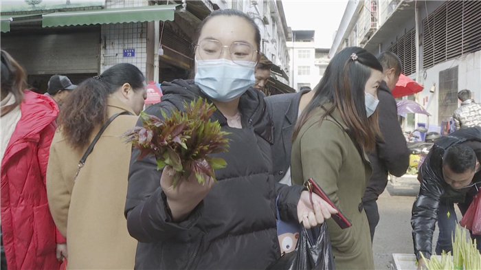 0306【唐女士】道县：野菜扎堆上市成餐桌新宠 (1)_副本1.jpg