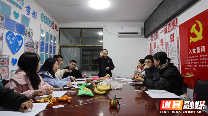 0126道县：一站式服务人才驿站，做好人才引育留04_副本1.png