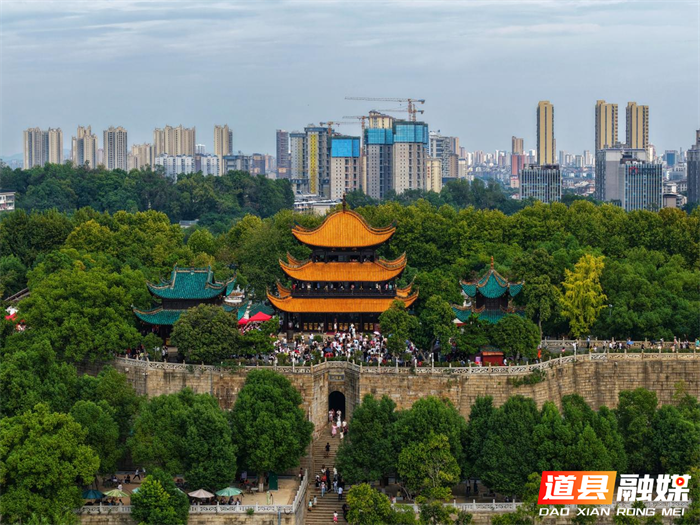 1011秋夜洞庭:足球与诗意的交响华章13_副本.png 1011秋夜洞庭:足球与诗意的交响华章13_副本.png