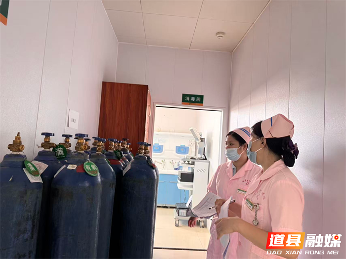 1001筑牢安全防线 护航国庆佳节 道县中医医院开展节前护理安全大检查02_副本.png