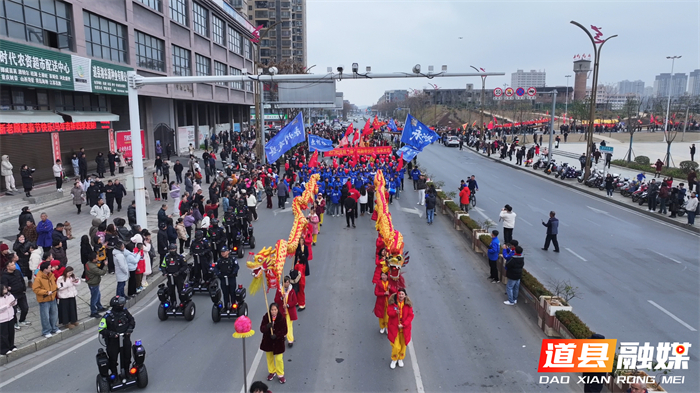 0217非遗贺岁 福暖古城 道县举行2026年“龙船大拜年”新春巡游活动 (3)_副本1.jpg