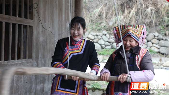 0216相聚湘超冠军城 我在道县过大年：双村联欢奏响新春序曲 (7)_副本1.jpg