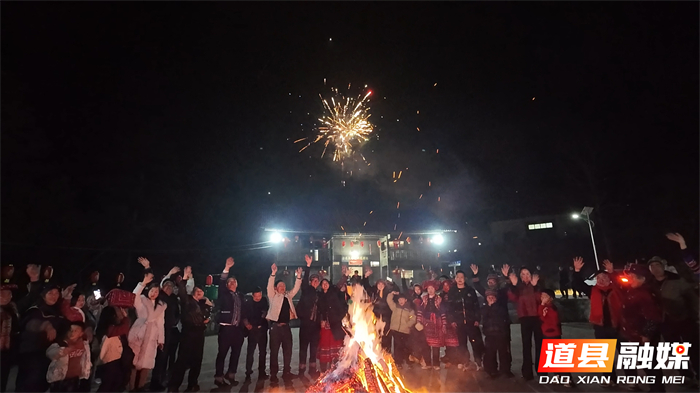 0216相聚湘超冠军城 我在道县过大年：双村联欢奏响新春序曲 (20)_副本1.jpg