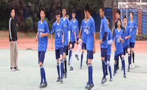 视频 | 道县：足球热潮涌校园 绿茵跑道育新人