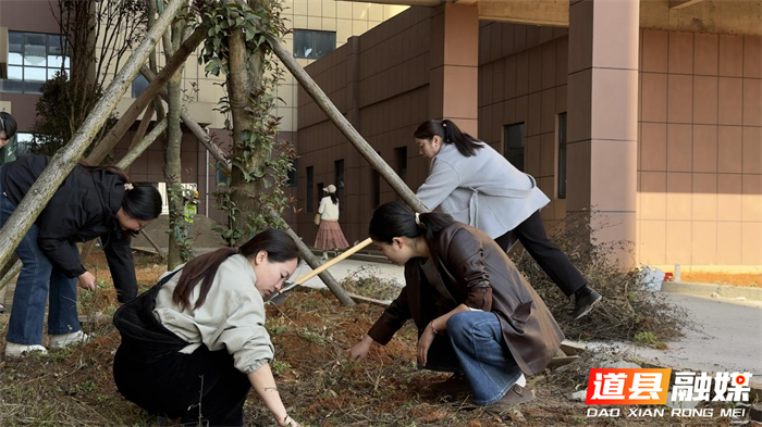 0312道县中医医院：党建红引领生态绿 主题党日助力新院建设03_副本.png