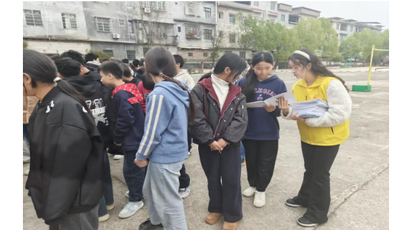 道县：法治灯塔引航程护航青春助成长