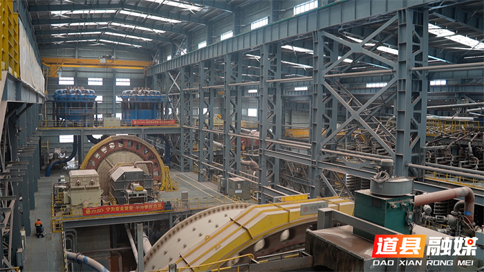 0302道县：策马扬鞭抢开局 紫金锂业复工复产劲头足 (9)_副本.jpg