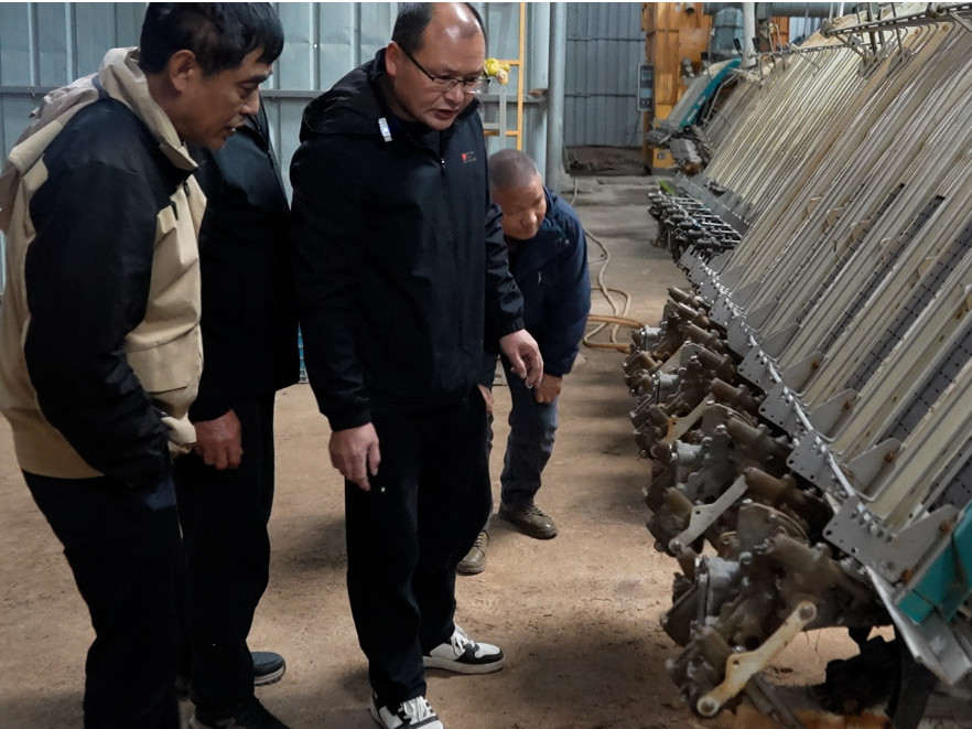 道县：技术服务送上门   检修农机备春耕