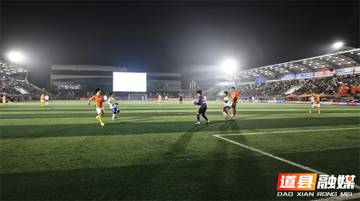 0323一场惜败，不减热爱 一次拼搏，彰显风采 拼至最后一刻！道县文体中心队主场01惜败蓝山中佳铂悦府队 (3)_副本.jpg