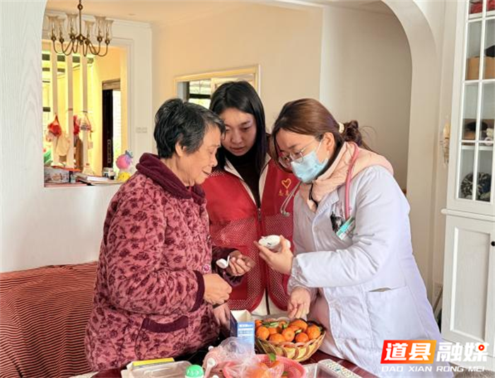 0306暖心服务点亮文明底色 道县开展2026年“3·5学雷锋”纪念日主题志愿服务活动09_副本.png