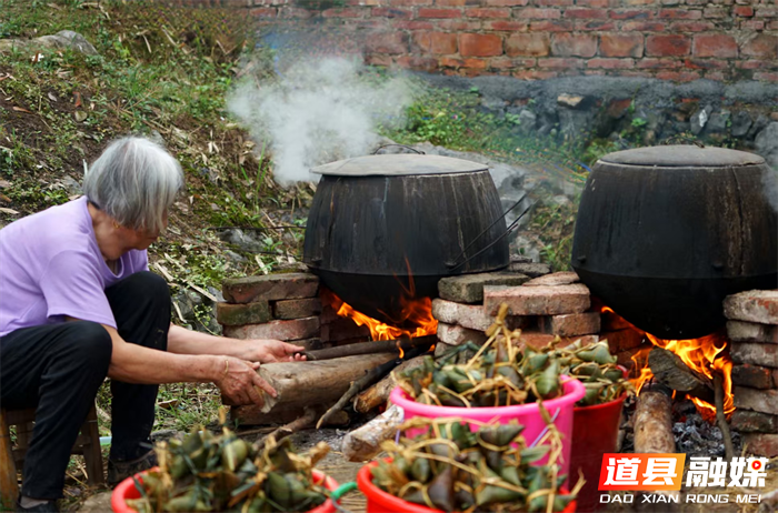 0514道州龙船故事(56)端午节扒龙船吃粽子习俗 粽香漫道州 端午承千年02_副本1.png 0514道州龙船故事(56)端午节扒龙船吃粽子习俗 粽香漫道州 端午承千年02_副本1.png