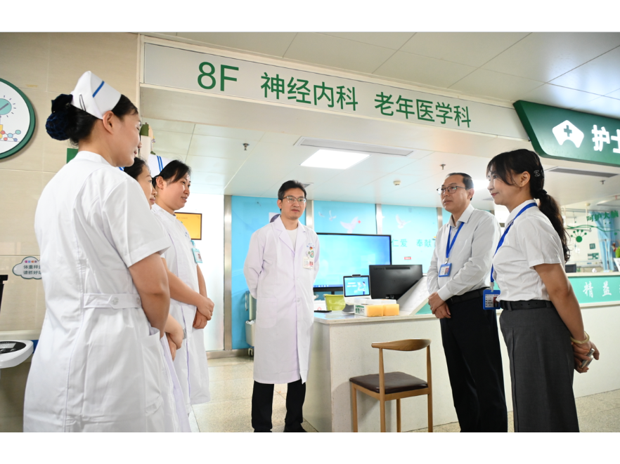 情暖护士节 关怀沁人心 |  道县人民医院“5·12”国际护士节走访慰问一线护理工作者