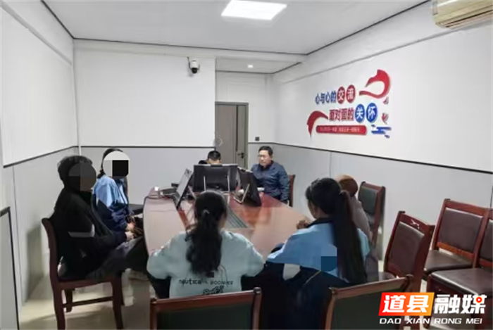 0506为劳动者解忧 为“汗水”发声 道县法院高效化解员工“薪”愁02_副本.png