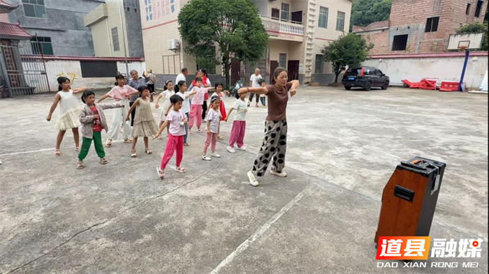 0601道县四马桥镇:童心飞扬迎“六一” 多样活动庆佳节03_副本.png 0601道县四马桥镇:童心飞扬迎“六一” 多样活动庆佳节03_副本.png