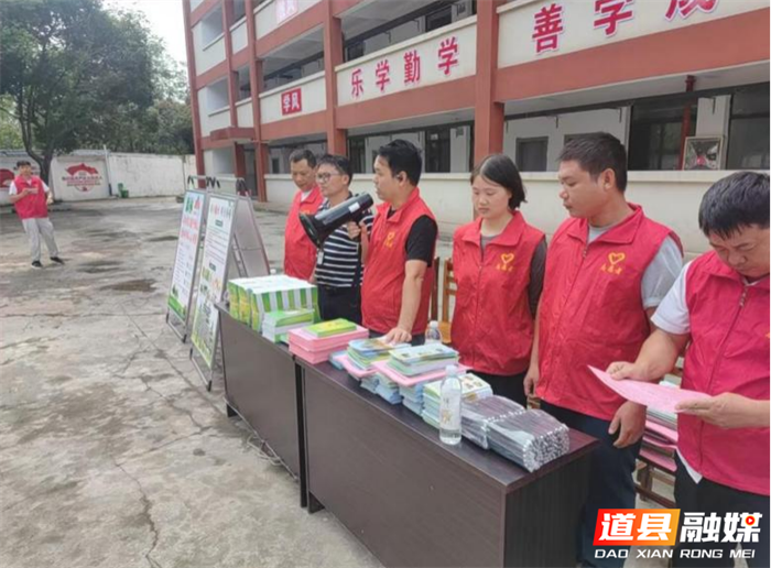 图片1_副本.png 图片1_副本.png