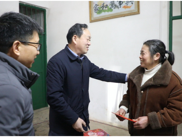 深情慰问暖人心 好人精神励前行——市委宣传部走访慰问“湖南好人”冯思玲