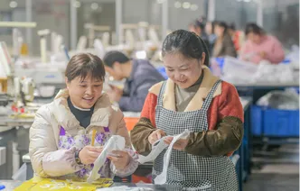 湖南道县：新春开工赶订单