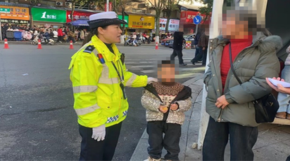道县：暖心！交警助力走失幼童找到家人