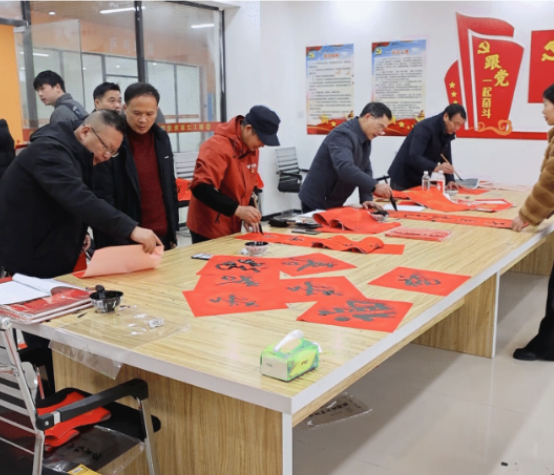 视频|道县：万福送暖至基层 浓情笔墨贺新春