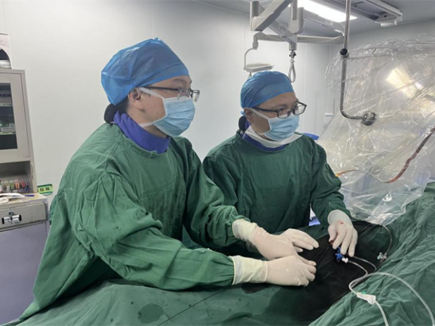 【新技术】74岁患者锁骨下动脉重度狭窄，道县中医医院中风科介入团队“一针”解除脑梗死危机——道县中医医院成功开展首例“锁骨下动脉球囊扩张+支架置入术”