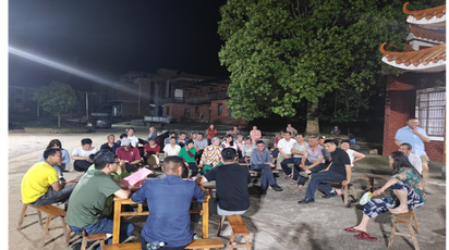 道县祥霖铺镇：“屋场夜会”拉家常板凳圈里话发展