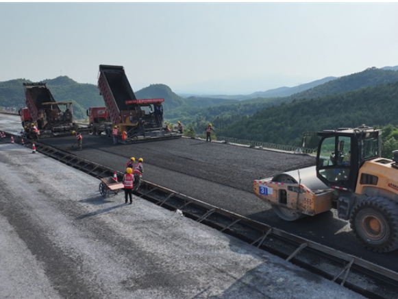战雨季 抢工期 零道高速道县段建设稳步推进