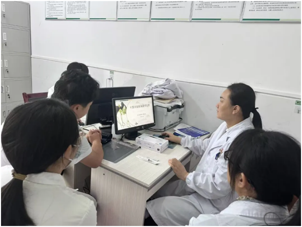 【医疗服务提升年】胡岗珠：扎根基层，打造“中医针灸+慢病管理”服务特色