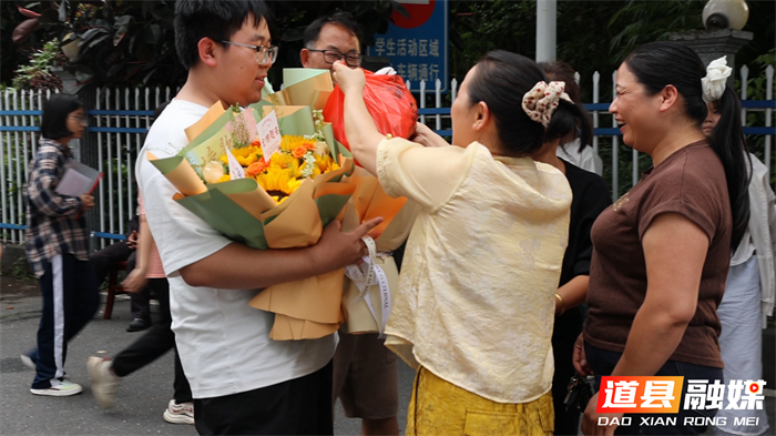 P60A6821.MP4.20_29_57_07.Still001_副本.jpg P60A6821.MP4.20_29_57_07.Still001_副本.jpg