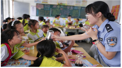“无毒童年 快乐相伴”——道县禁毒宣传活动走进道县第四小学