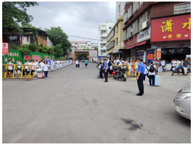 道县城管“三查三治”护考场 精细服务助梦圆