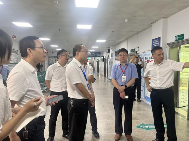 道县人民医院接受国家标准化房颤中心专家组现场验收