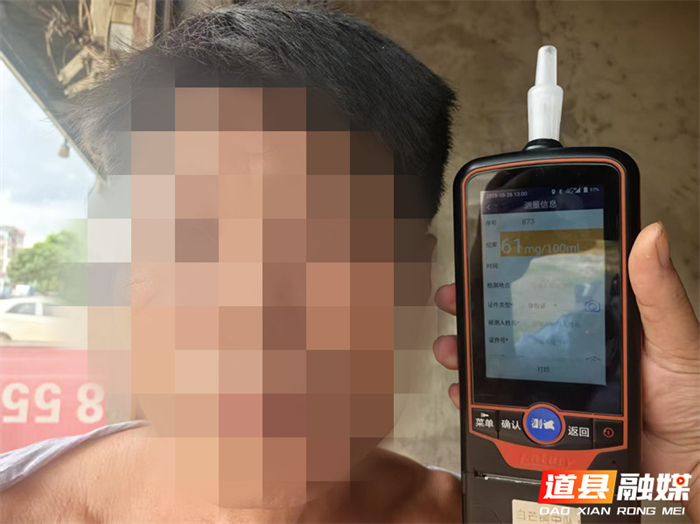 图片1_副本1.png 图片1_副本1.png
