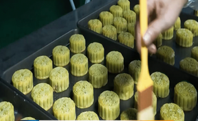 视频|道县：饼香抢先飘 匠心手工月饼热销市场