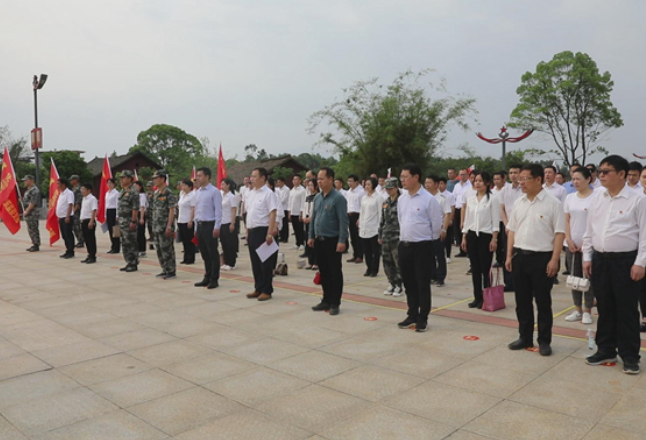 道县住建局开展“缅怀革命先烈、学习树湘精神”活动