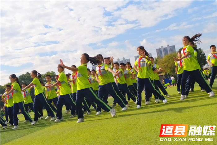 1111道县四小：阳光大课间&nbsp;竞技展风采01_副本.jpg
