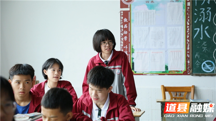 1107（最美孝心少年）王晶晶：多做家务 努力学习 减轻家庭负担_副本.jpg