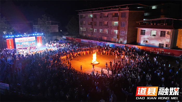 道县:瑶胞欢度六月六 多彩民俗迎客来5_副本.jpg 道县:瑶胞欢度六月六 多彩民俗迎客来5_副本.jpg