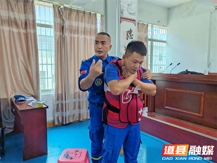 道县：社工接受应急救护培训2_副本.png
