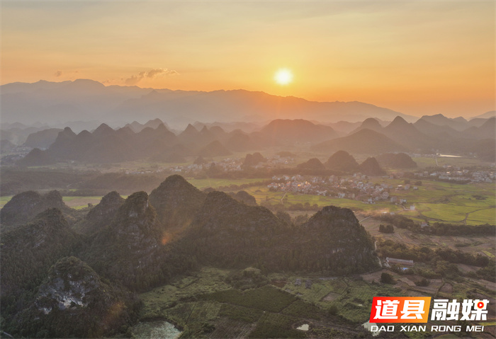 道县：田园山水共金秋（组图）4_副本.jpg