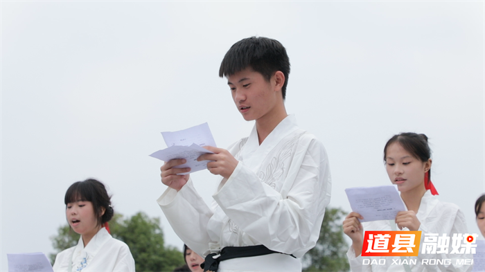 道县：学子沉浸式研学 感悟理学思想源流4_副本.png