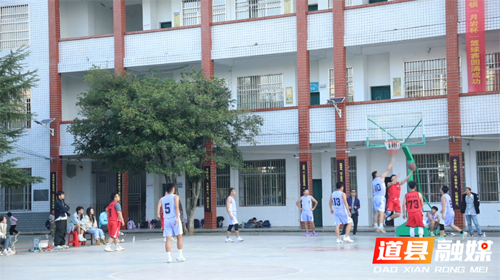 清塘镇“村BA”暨“月岩杯”篮球赛圆满落幕4_副本.png