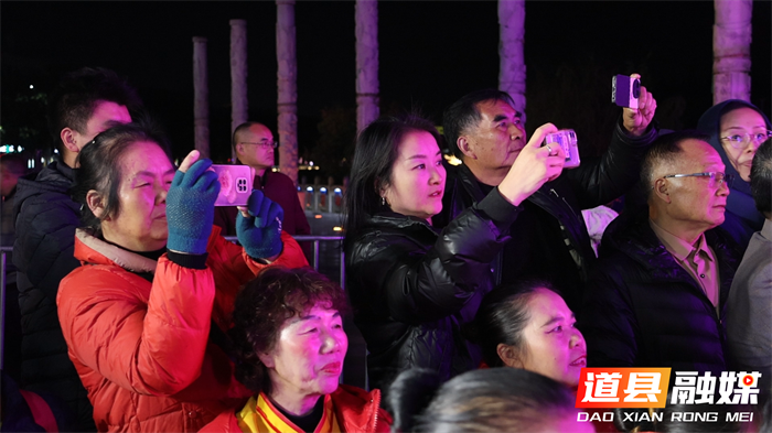 道县500余名舞者同台竞演 全民健身广场舞大赛舞动未来4_副本.png