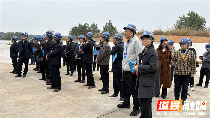 湖南省锂电新能源产业招商推介会及供需对接会在道县举行4_副本.jpg 湖南省锂电新能源产业招商推介会及供需对接会在道县举行4_副本.jpg